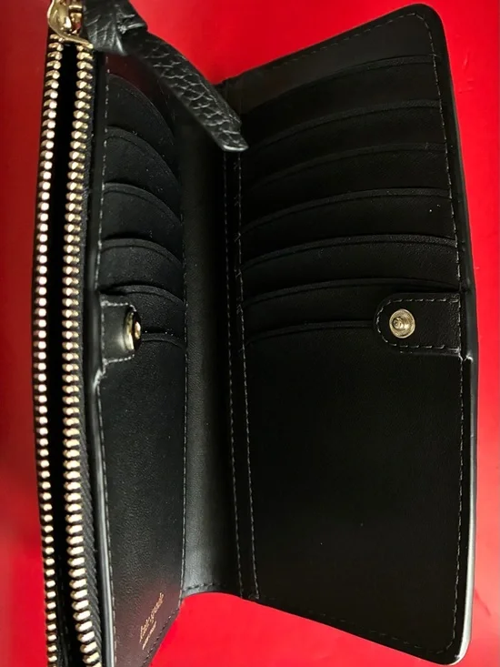 kate spade Black & White Floral Leather Zip Wallet - Picture 4 of 10